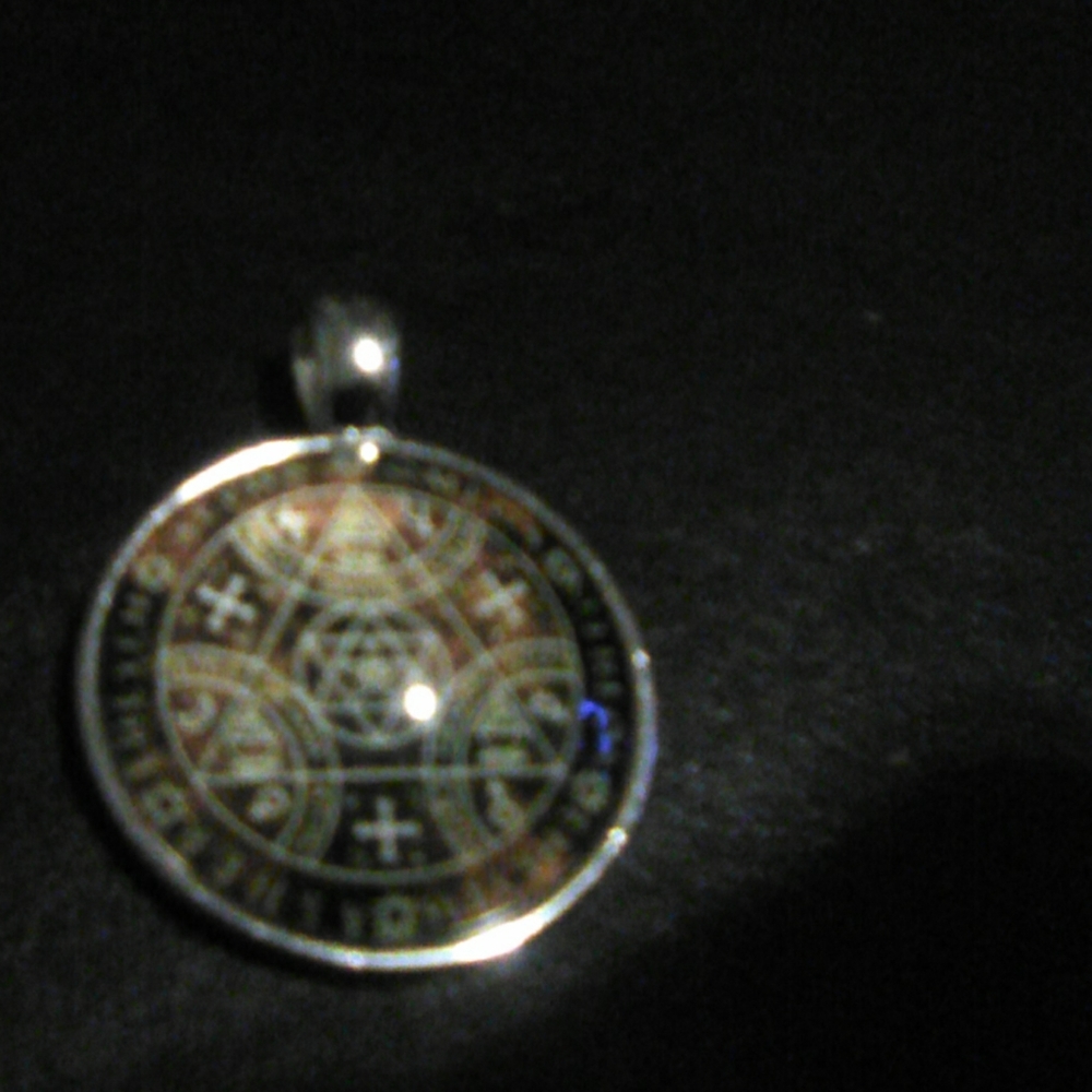 Pagan cabuchon